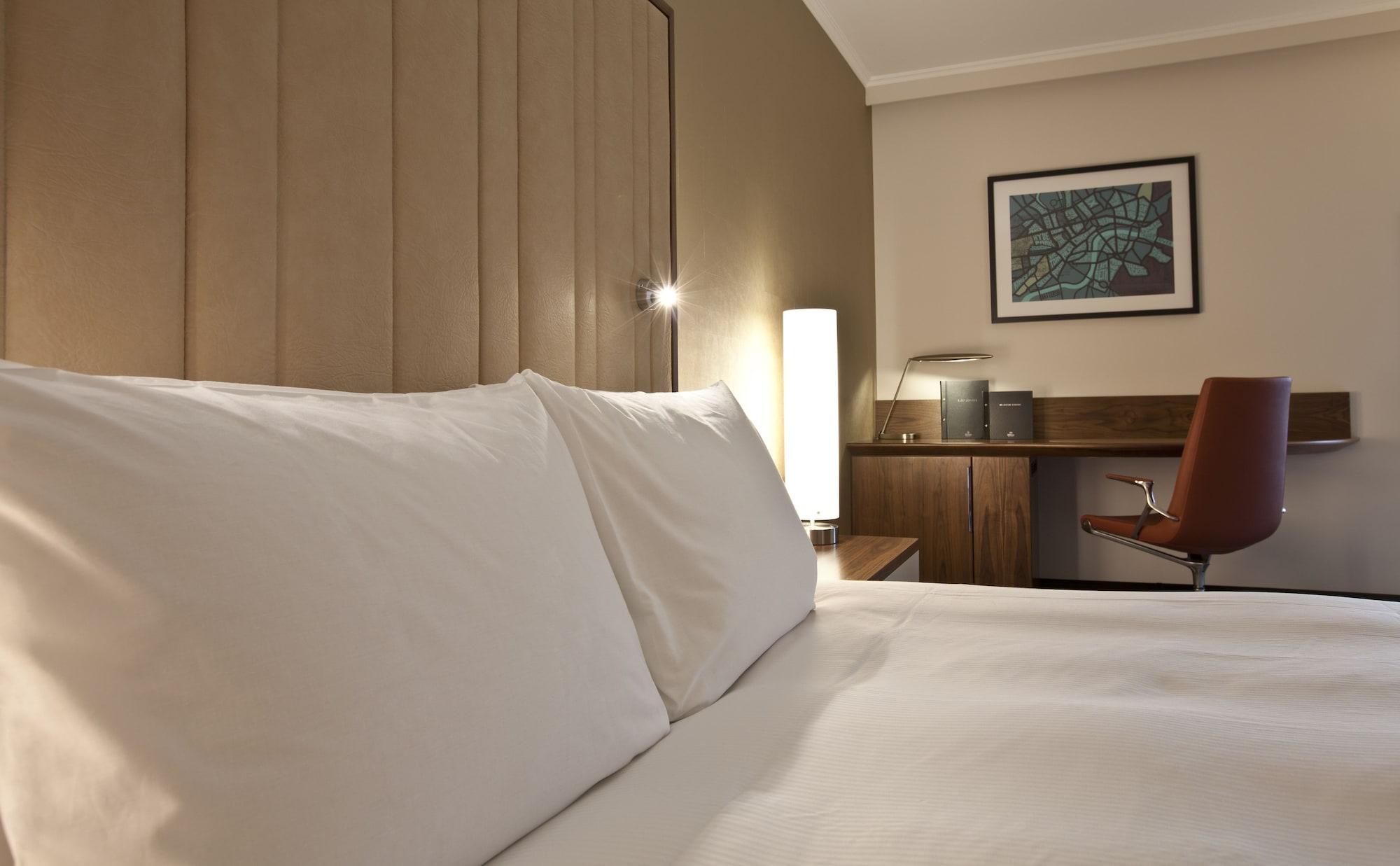 Hotel Hilton London Heathrow Airport Terminal 5 Hillingdon Zewnętrze zdjęcie