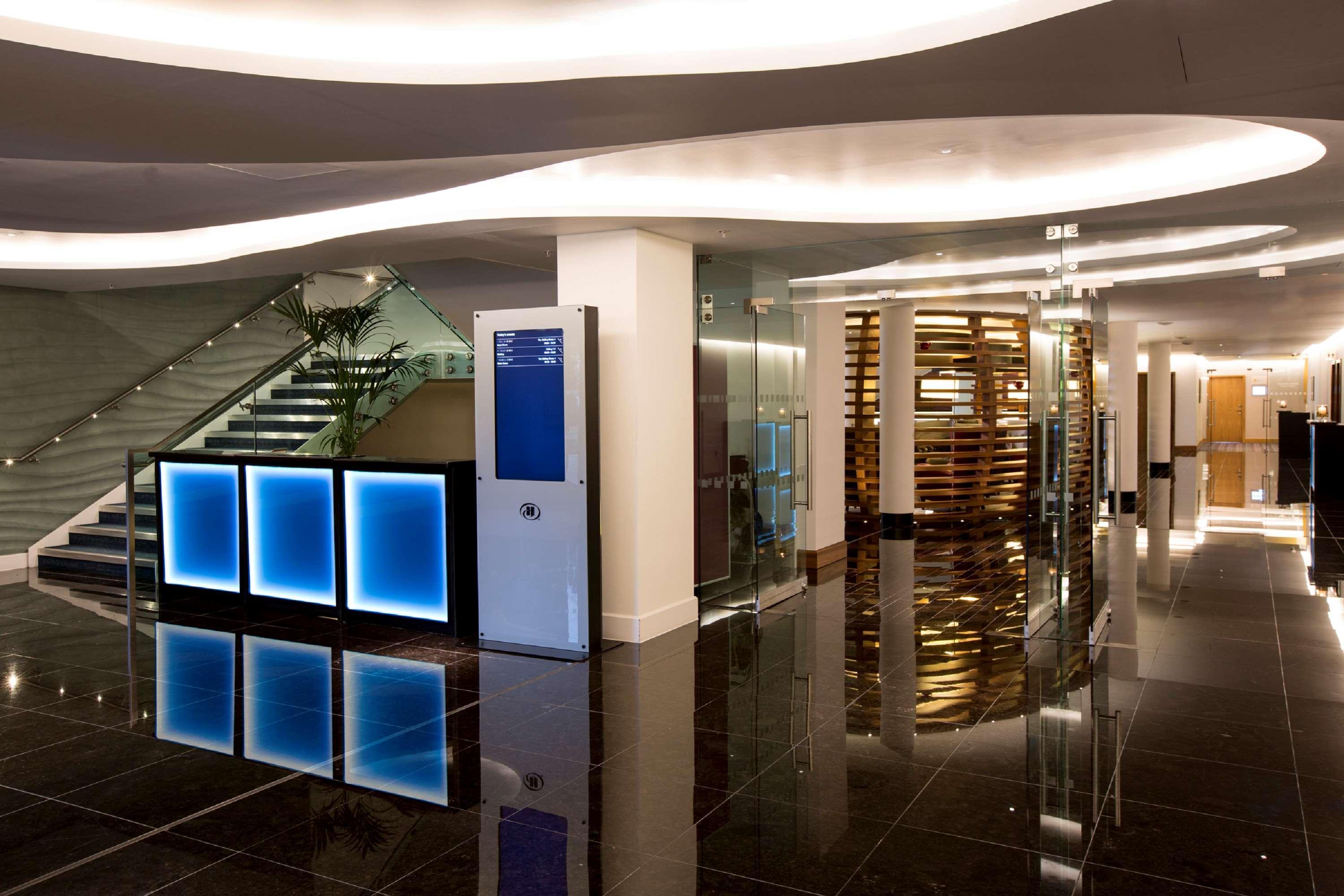 Hotel Hilton London Heathrow Airport Terminal 5 Hillingdon Zewnętrze zdjęcie