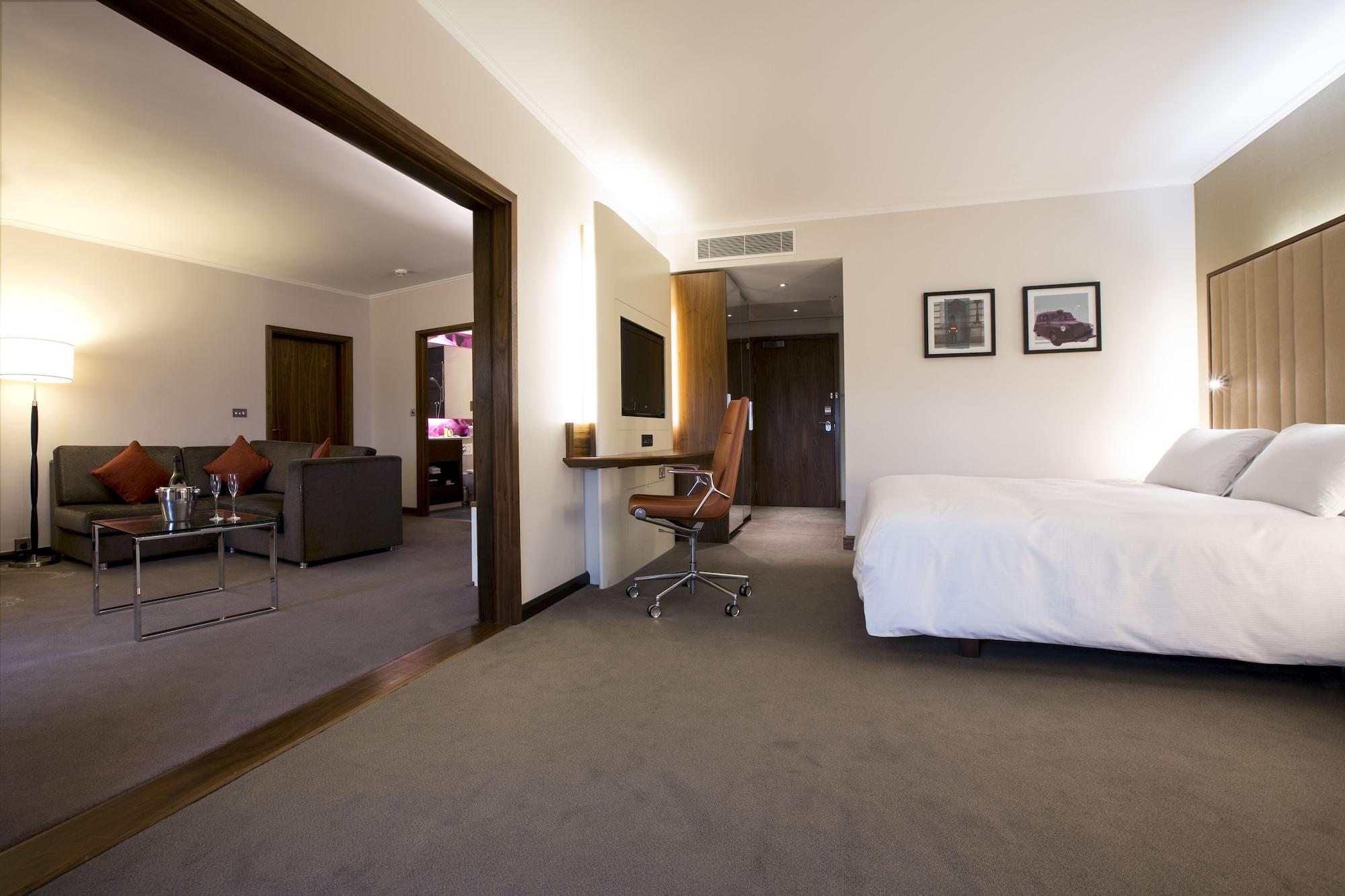 Hotel Hilton London Heathrow Airport Terminal 5 Hillingdon Zewnętrze zdjęcie