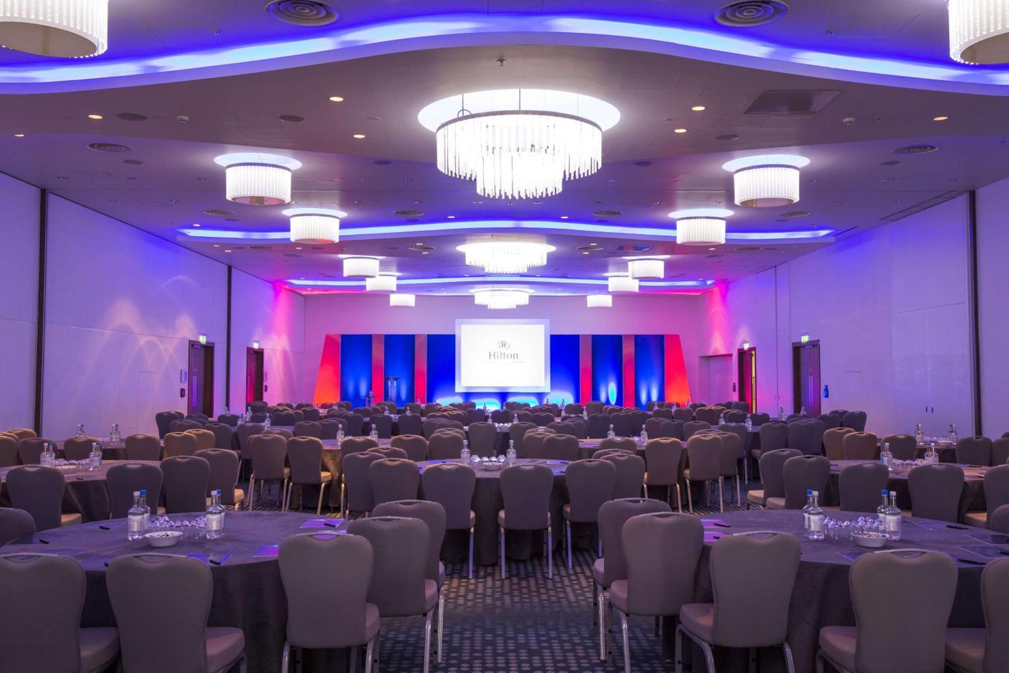 Hotel Hilton London Heathrow Airport Terminal 5 Hillingdon Zewnętrze zdjęcie